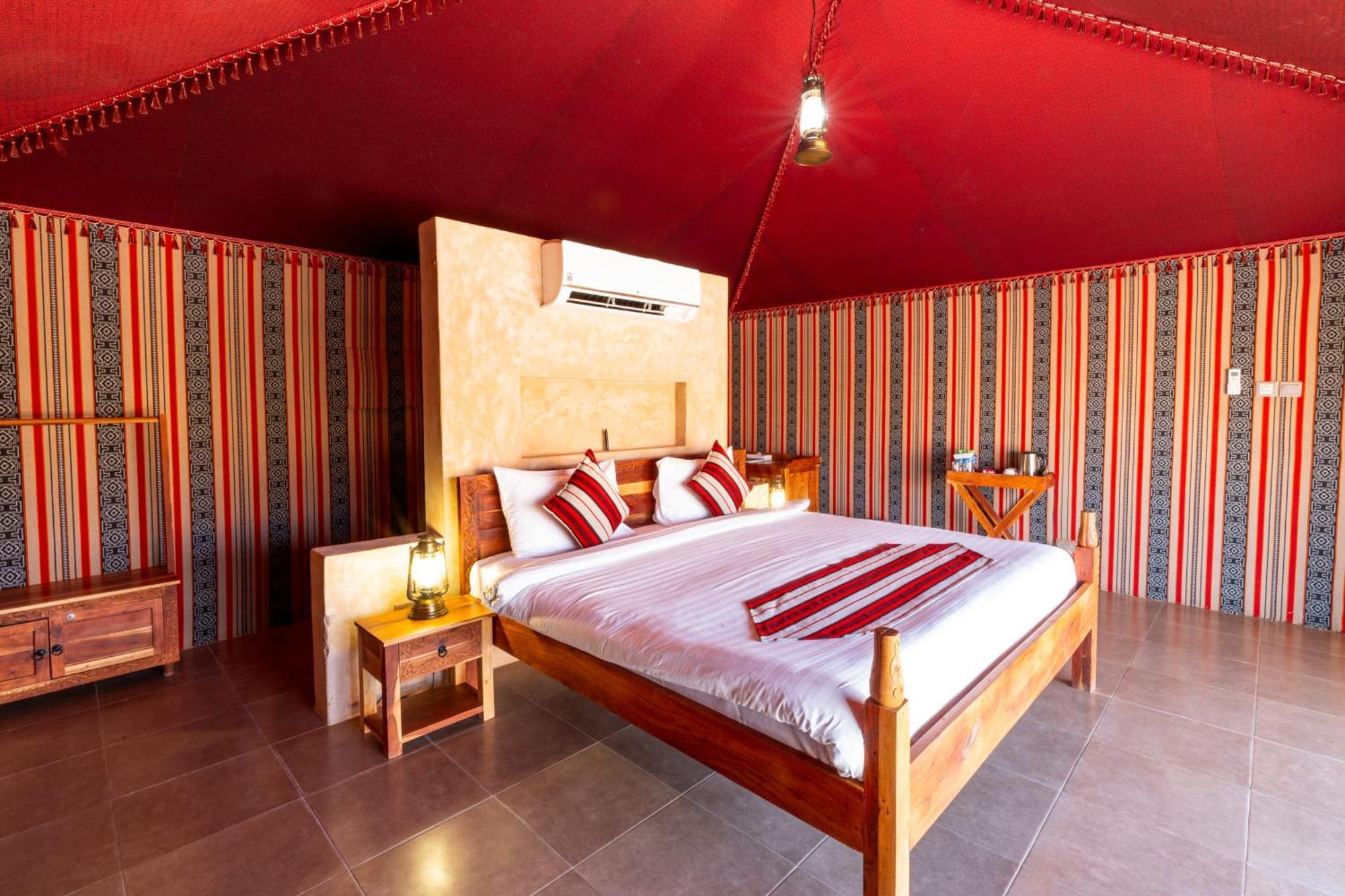 Thousand Nights Camp Shāhiq Habitación foto